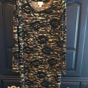 ALL LULAROE BOGO 50% OFF* BNWOT Lularoe Debbie Dress